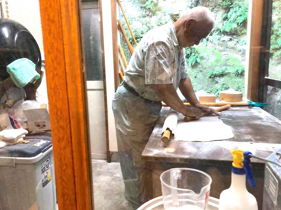手打ちそばの陶芸館1