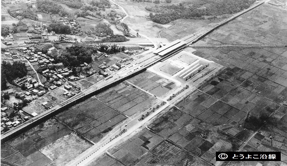 開業時の新横浜駅